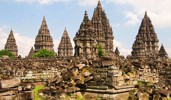 इंडोनेशिया में स्थित प्रम्बानन शिव मंदिर की कथा!